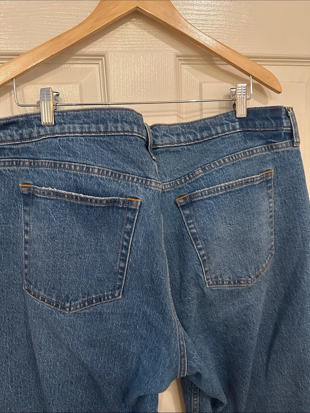Abercrombie & Fitch Low Rise Baggy Jean
